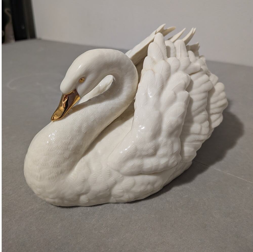 Vtg Lenox The Graceful Swan Porcelain Figurine H-5 Ivory China 24k Gold Trim 90s